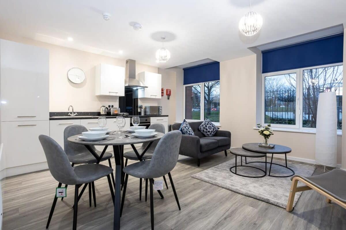 Lovely 1 Bedroom Apartment In Manchester Luaran gambar